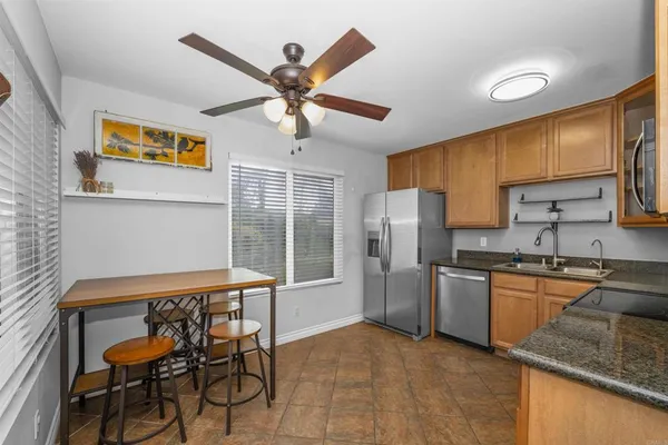 $449,900 | 6333 College Grove Way, Unit 6104, San Diego, CA 92115