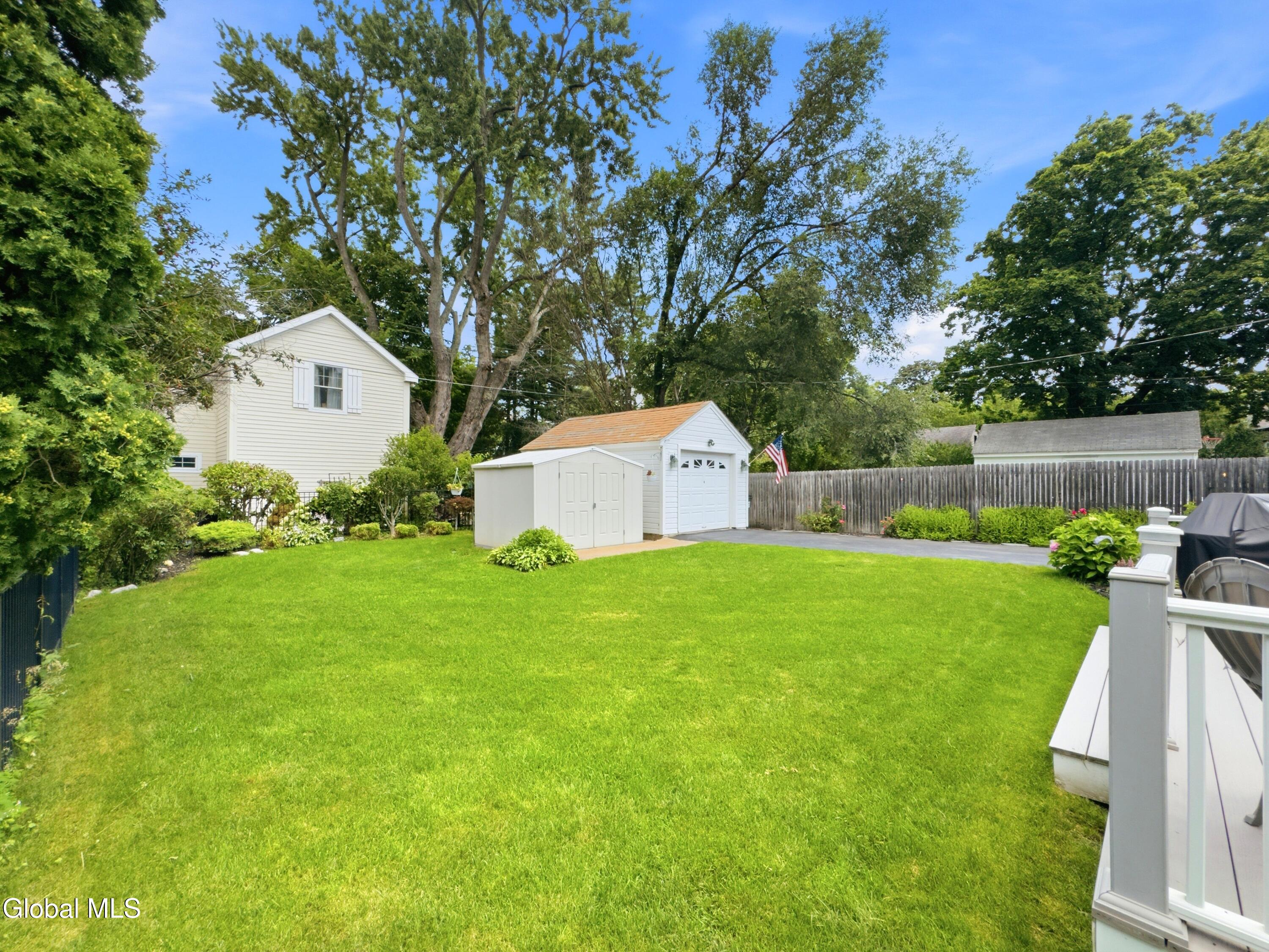 2313 Barcelona Road Niskayuna, NY 12309 - Photo 40 of 50 IMG_4202