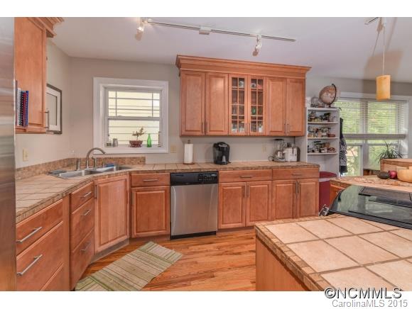 91 Millbrook Road Asheville, NC 28806 - Photo 10 of 24 Gallery Image 10