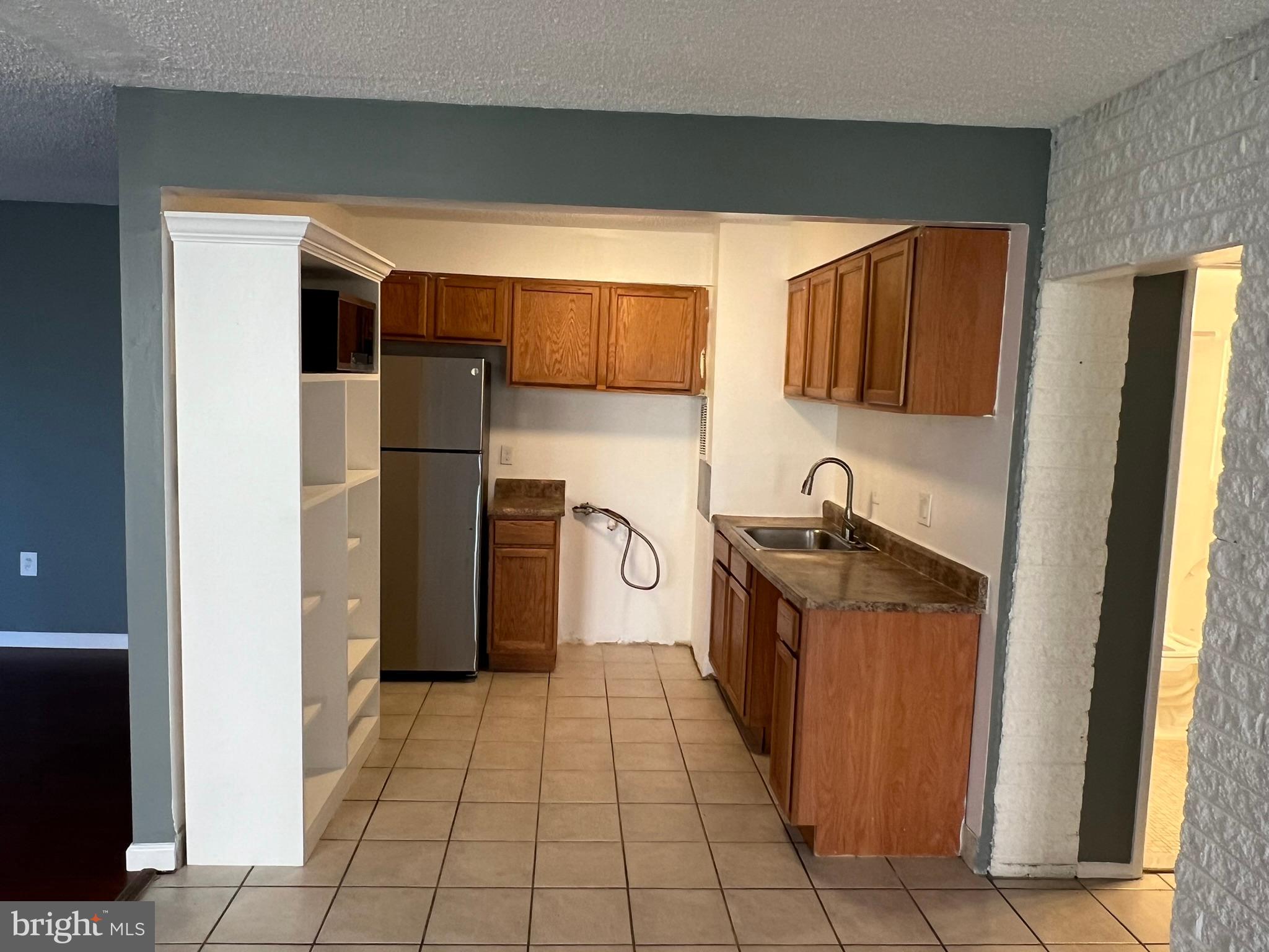 1832 Metzerott Road, Unit 402 Adelphi, MD 20783 - Photo 3 of 16 Gallery Image 3