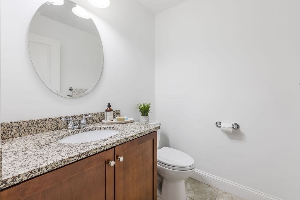 30 Webster Street, Unit 4 Needham, MA 02494 - Photo 5 of 28