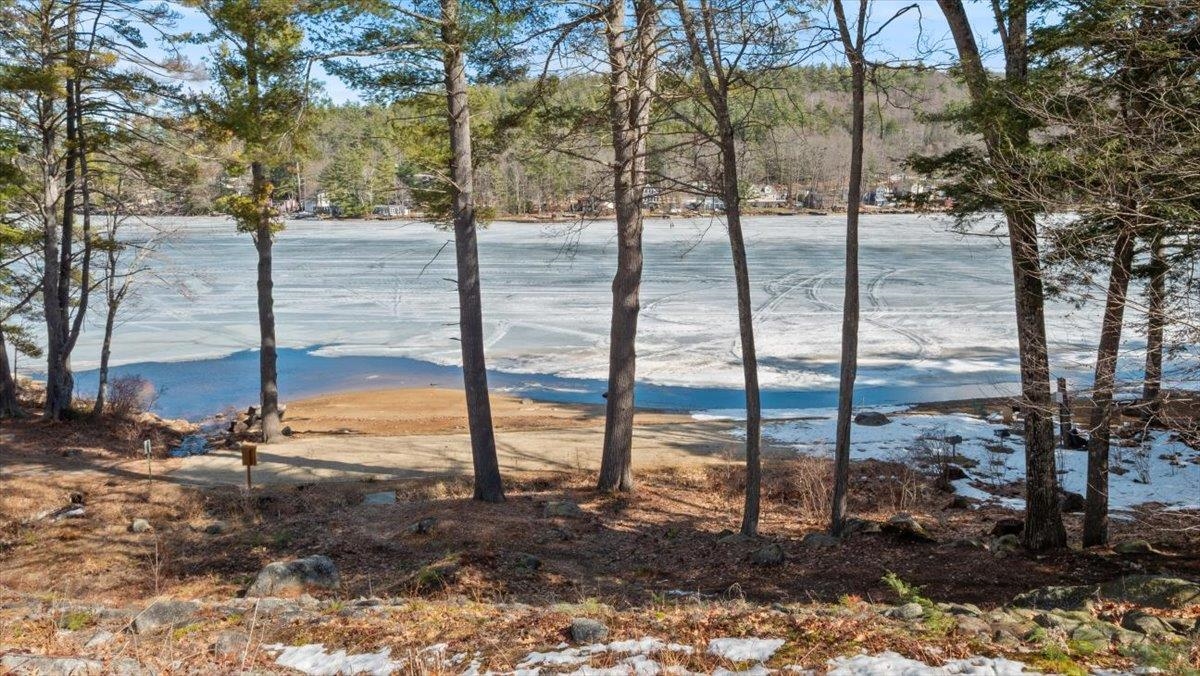 62 Collins Landing Road, Unit 47 Weare, NH 03281 - Photo 44 of 52