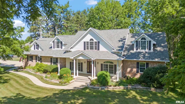 $725,000 | 5821 West Dickison Cemetery Road, Dunlap, IL 61525