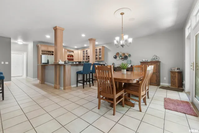 $725,000 | 5821 West Dickison Cemetery Road, Dunlap, IL 61525