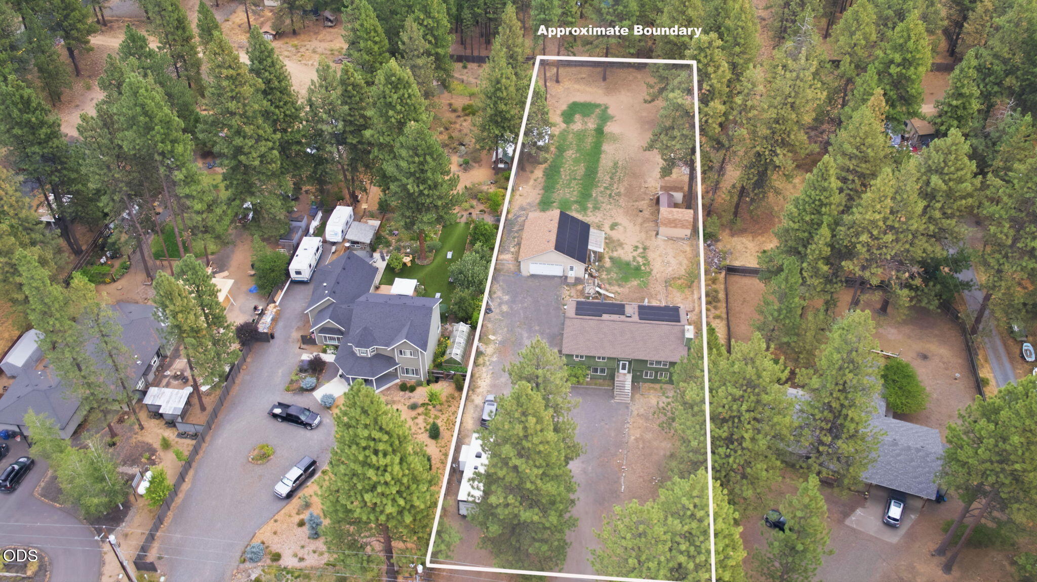 59976 Hopi Road Bend, OR 97702 - Photo 3 of 33 Gallery Image 3
