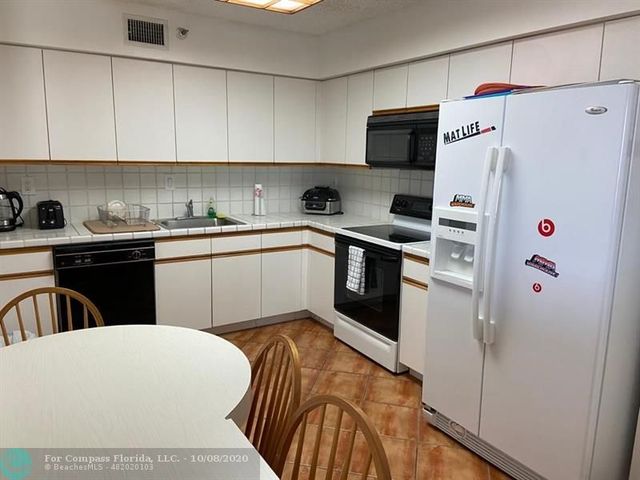 $290,000 | 3530 Mystic Pointe Drive, Unit 2807, Aventura, FL 33180