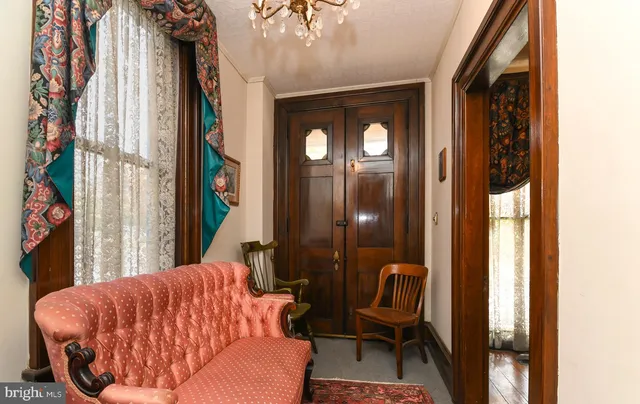 $379,000 | 71 Cooper Street, Woodbury, NJ 08096