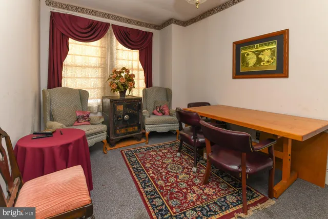 $379,000 | 71 Cooper Street, Woodbury, NJ 08096