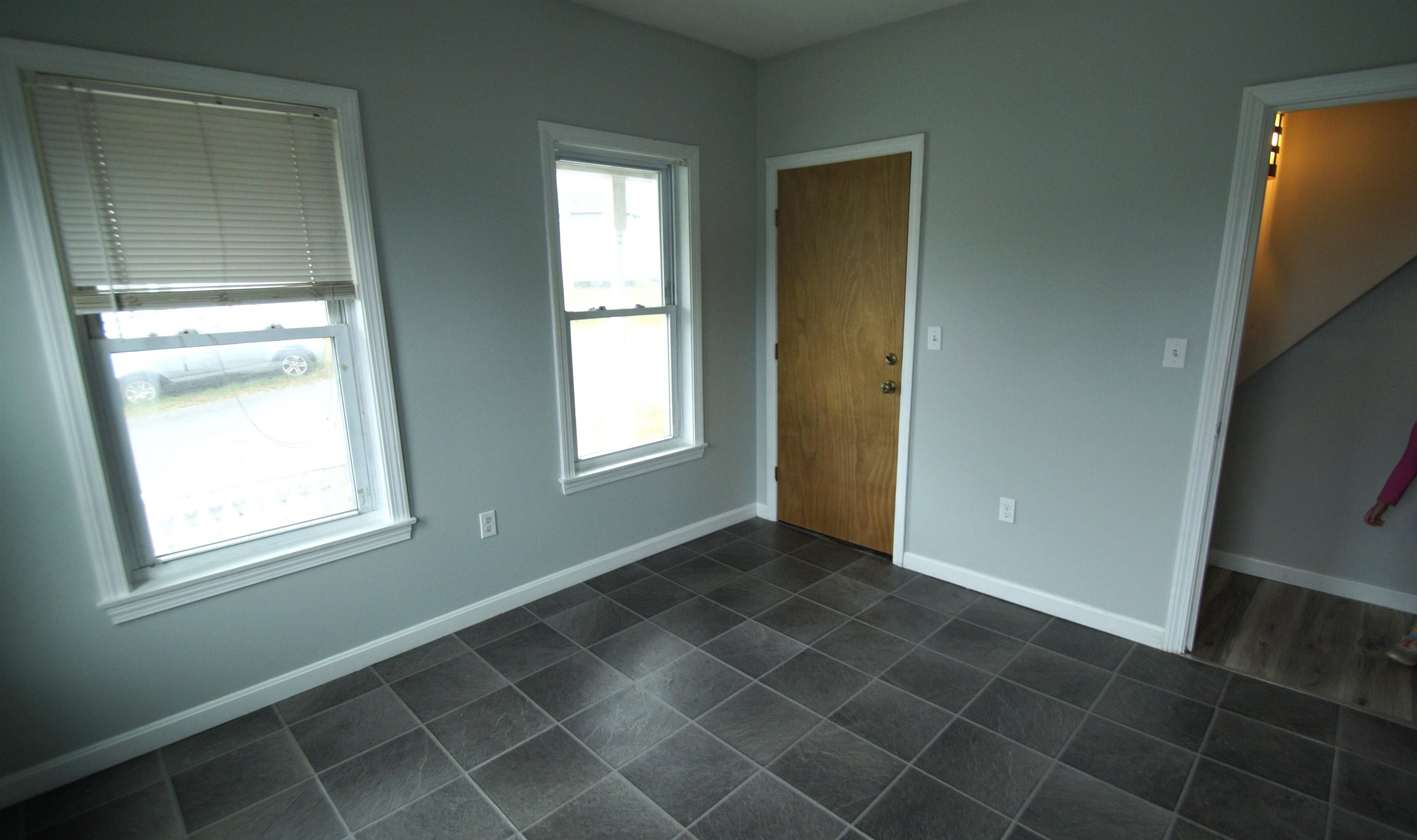15 B Mt Pleasant Street, Unit RIGHT SIDE Derry, NH 03038 - Photo 15 of 19
