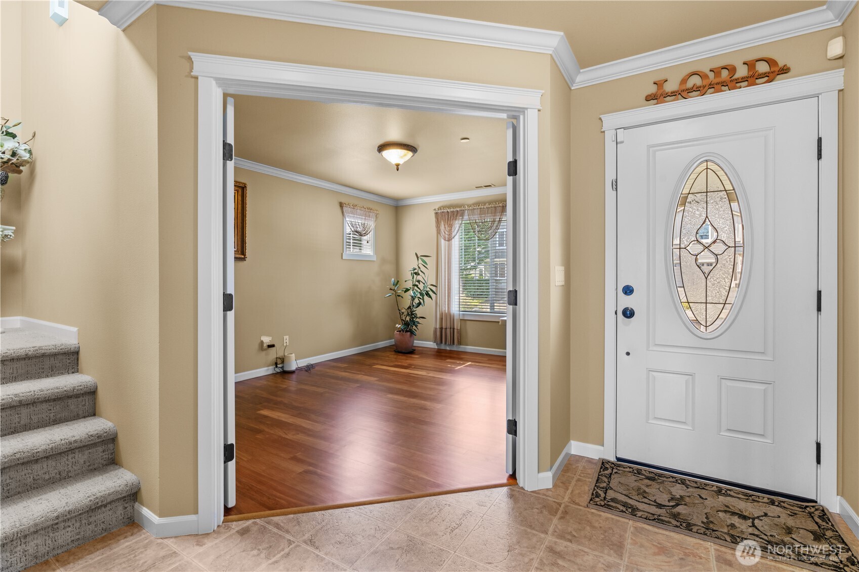 1375 Foreman Road DuPont, WA 98327 - Photo 4 of 30 an entryway view with wooden floor