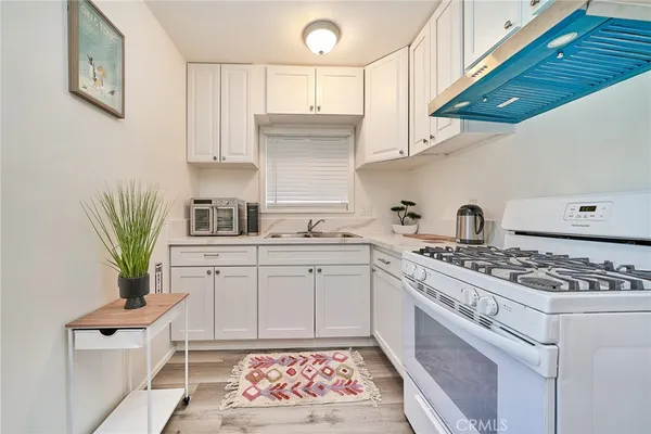 $3,140 | 4138 East Jacinto Way, Long Beach, CA 90815