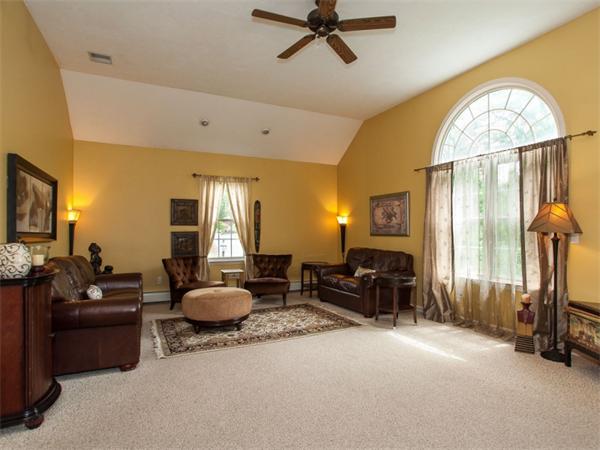 16 Little Tree Road Medway, MA 02053 - Photo 8 of 30 Gallery Image 8