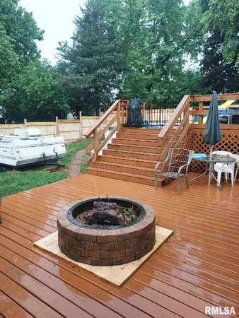 $149,900 | 4049 West Hillmont Road, Peoria, IL 61615