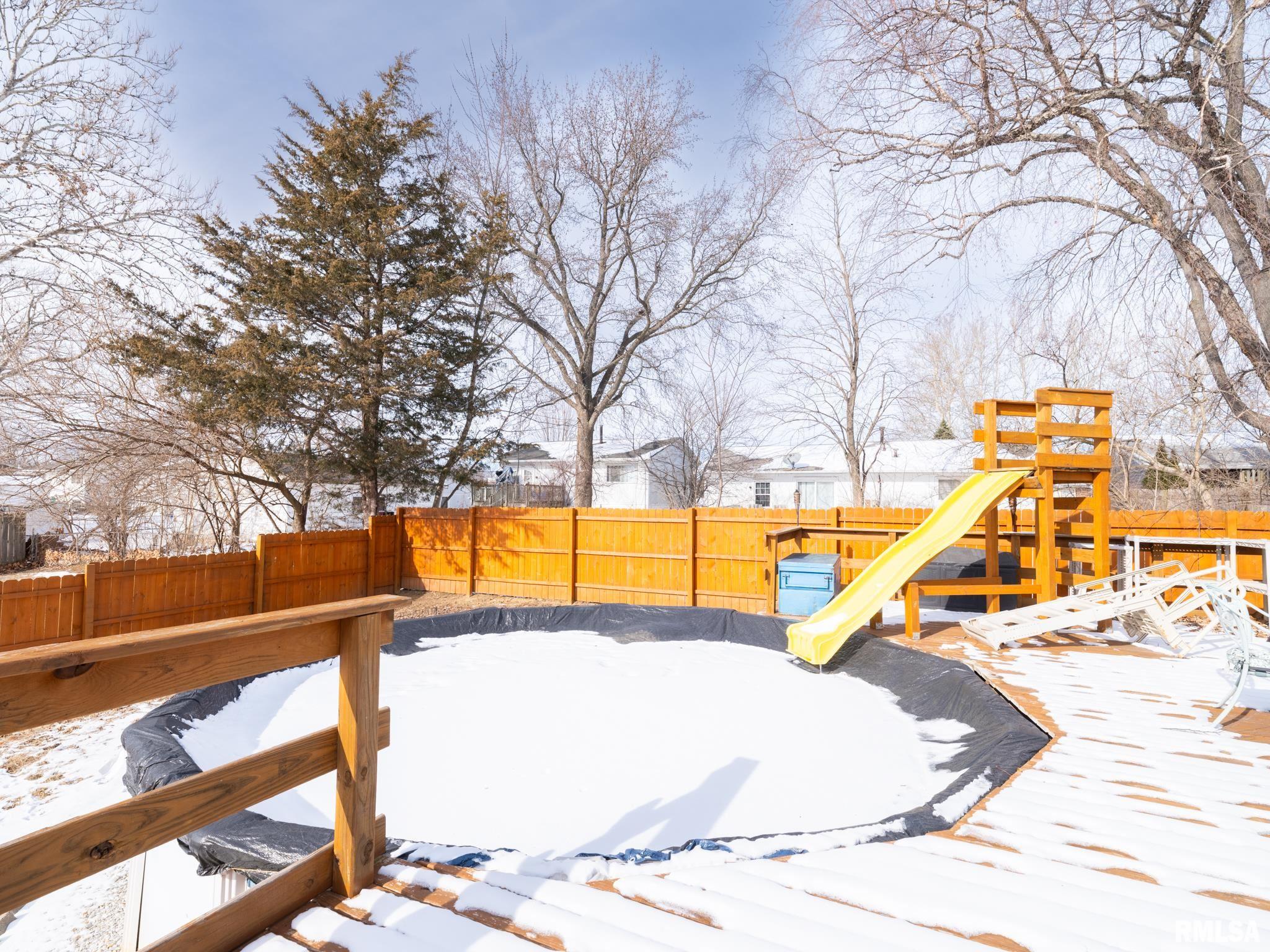 4049 West Hillmont Road Peoria, IL 61615 - Photo 24 of 27