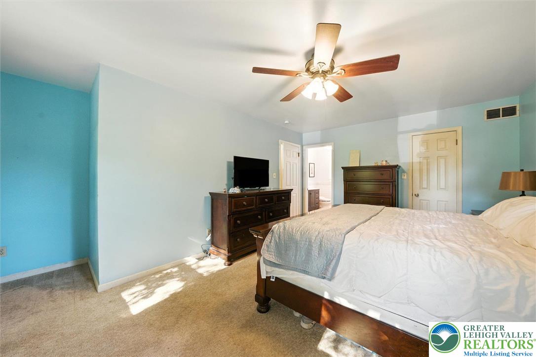 4110 Greenfield Road Bethlehem, PA 18017 - Photo 15 of 30 Gallery Image 15