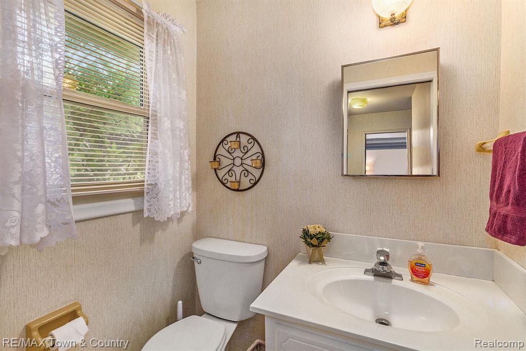 6170 Kings Scepter Road Grand Blanc, MI 48439 - Photo 13 of 34