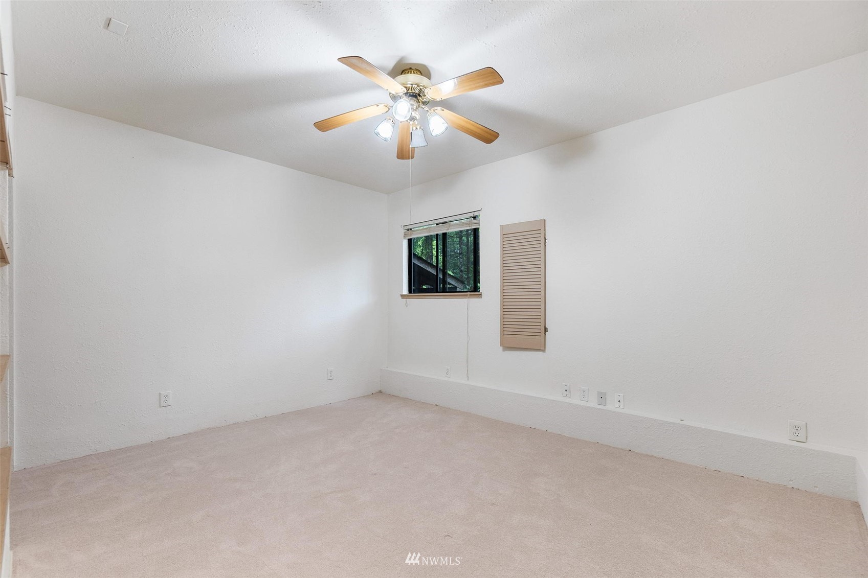 2231 Roth Drive Southwest Olympia, WA 98512 - Photo 11 of 27 Gallery Image 11