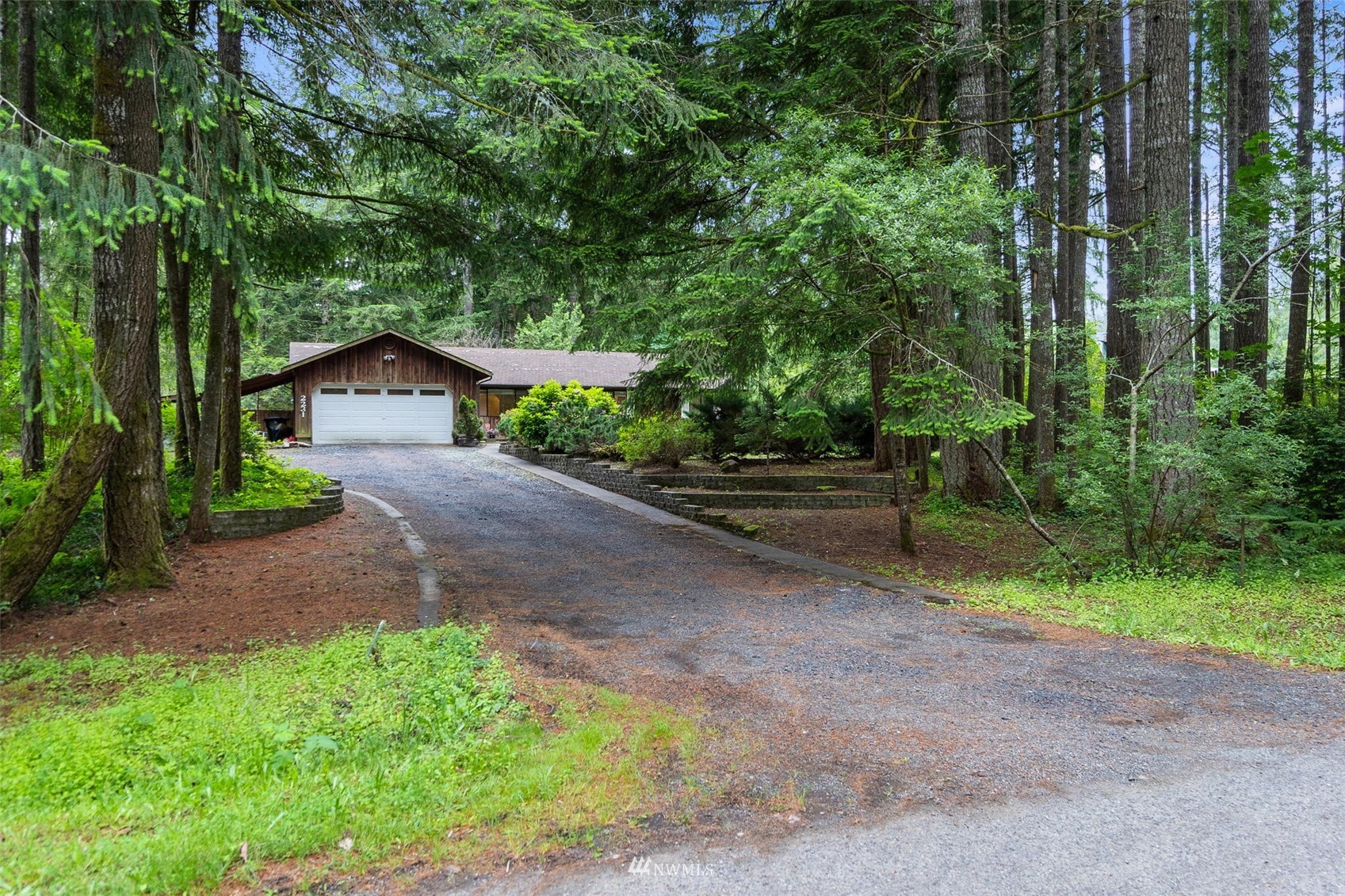 2231 Roth Drive Southwest Olympia, WA 98512 - Photo 2 of 27 Gallery Image 2