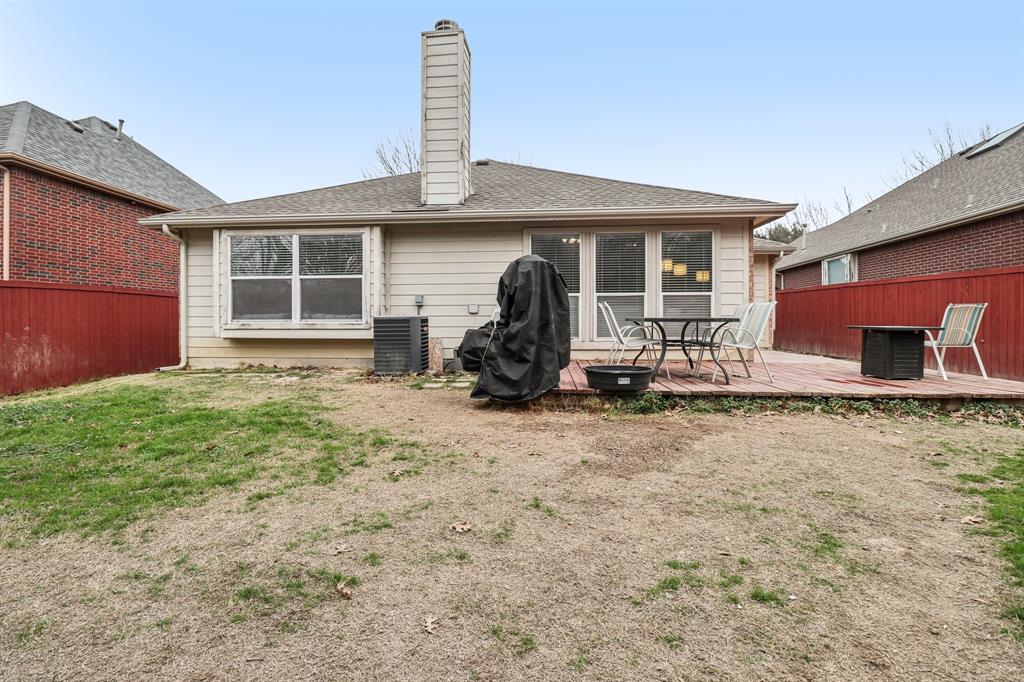 7038 Panavision Trail Dallas, TX 75249 - Photo 30 of 39