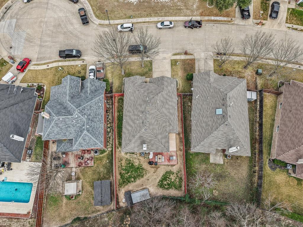 7038 Panavision Trail Dallas, TX 75249 - Photo 33 of 39