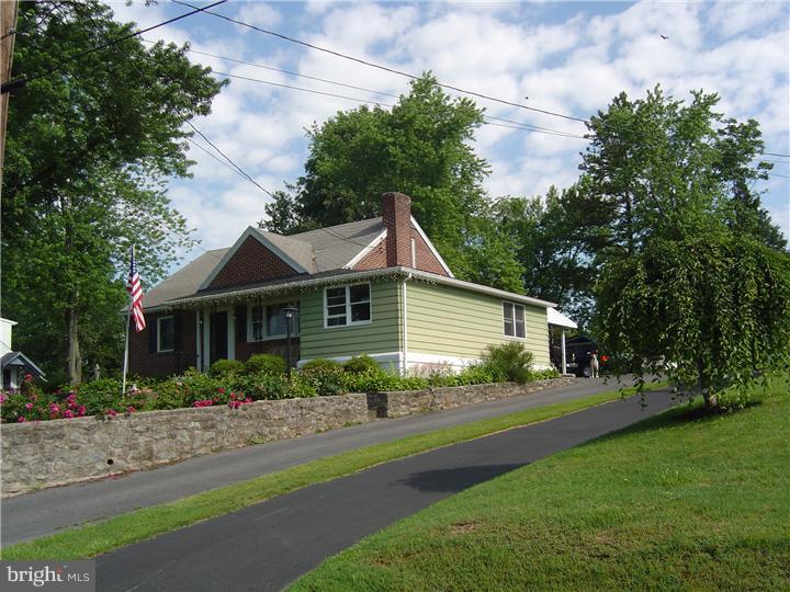 1475 Cedar Hill Road Pottstown, PA 19464 - Photo 2 of 14 Exterior Side