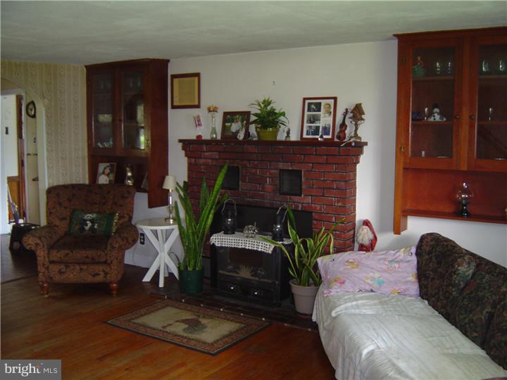 1475 Cedar Hill Road Pottstown, PA 19464 - Photo 6 of 14 Gallery Image 6