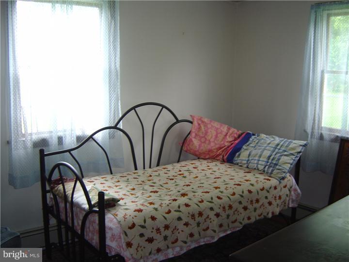 1475 Cedar Hill Road Pottstown, PA 19464 - Photo 8 of 14 Gallery Image 8