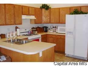 2914 Ocala Lane Springfield, IL 62707 - Photo 3 of 12