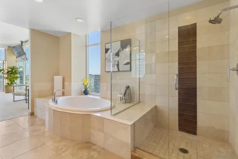 $2,999,900 | 1262 Kettner Boulevard, Unit 2701, San Diego, CA 92101