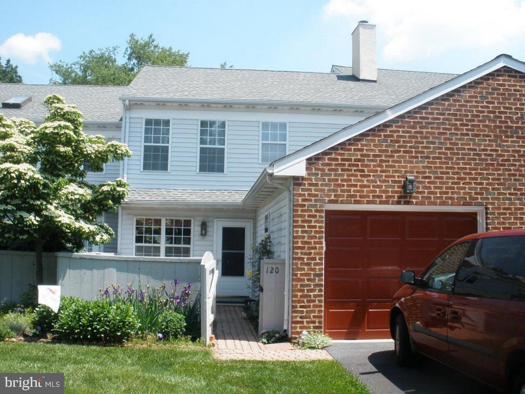 120 Spring Ridge Court Lancaster, PA 17601 - Photo 1 of 9 Gallery Image 1