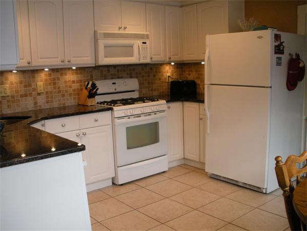 76 Coolidge Road Walpole, MA 02081 - Photo 12 of 18 Gallery Image 12