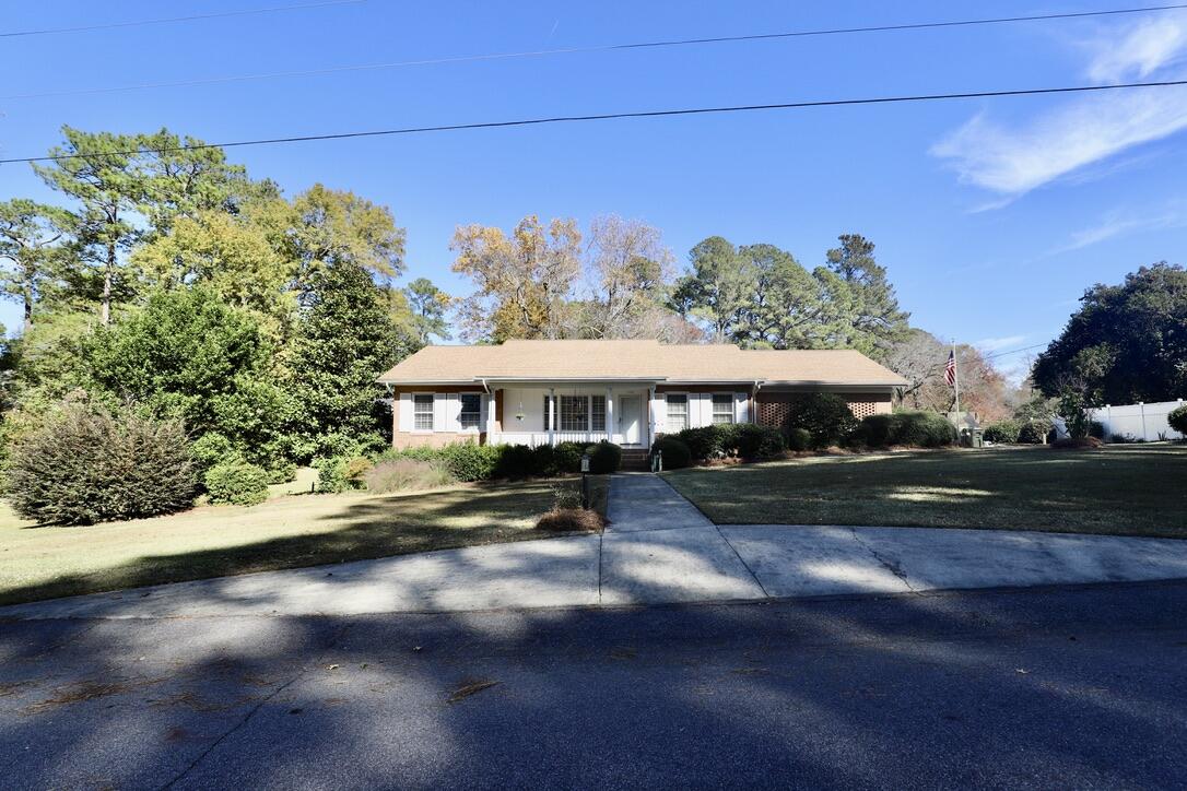 450 Ulmer Street Elloree, SC 29047 - Photo 6 of 117