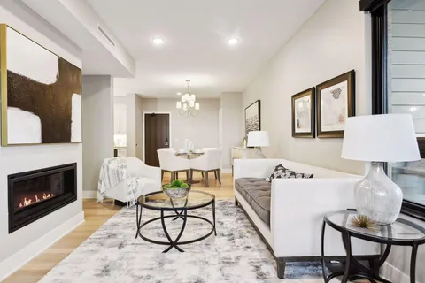 $995,000 | 222 Ferndale Road South, Unit 108, Wayzata, MN 55391