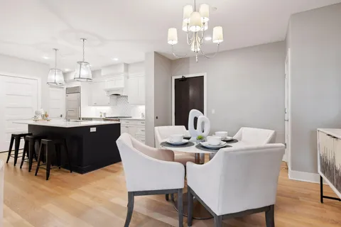 $995,000 | 222 Ferndale Road South, Unit 108, Wayzata, MN 55391