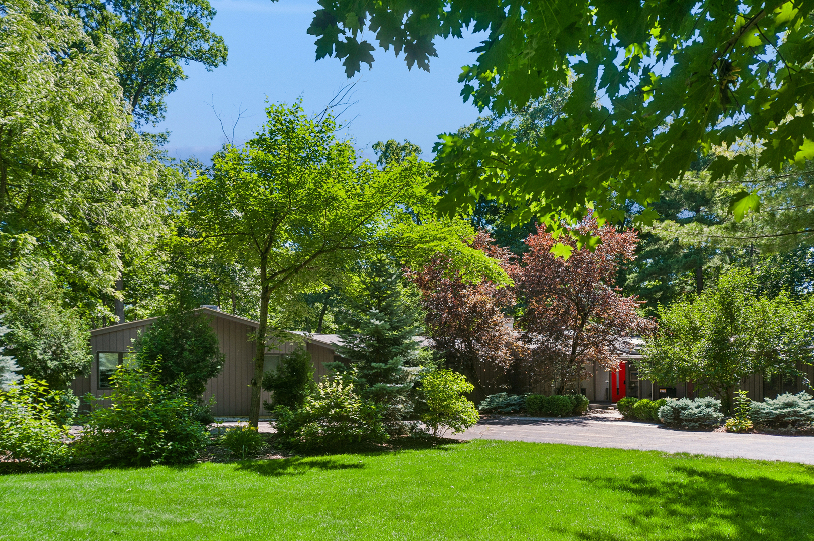 3035 Blackthorn Road Riverwoods, IL 60015 - Photo 3 of 46