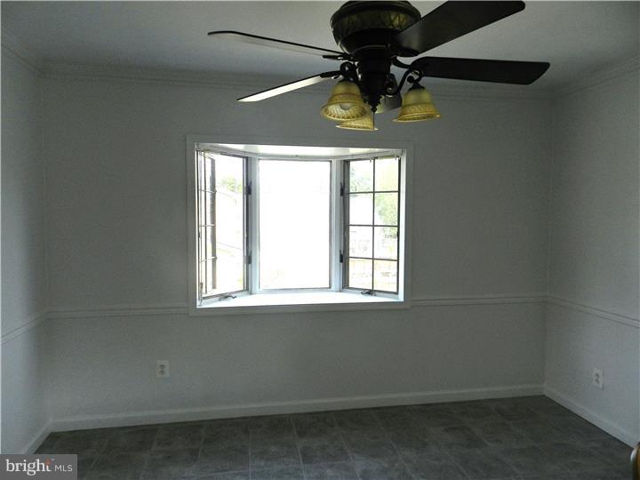 658 Lancing Road Woodbury, NJ 08096 - Photo 13 of 19 Dining Room