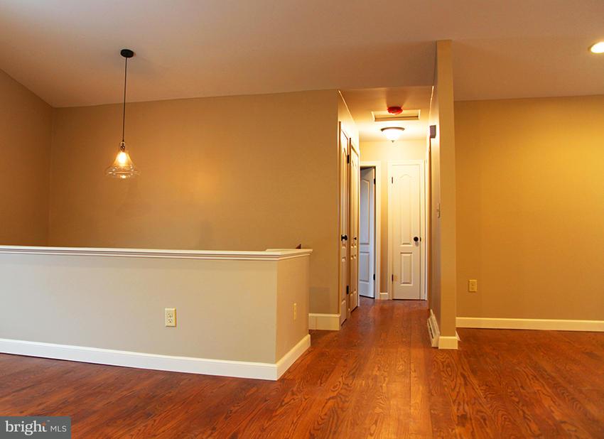 303 Manor Ridge Drive Akron, PA 17501 - Photo 12 of 20 Gallery Image 12