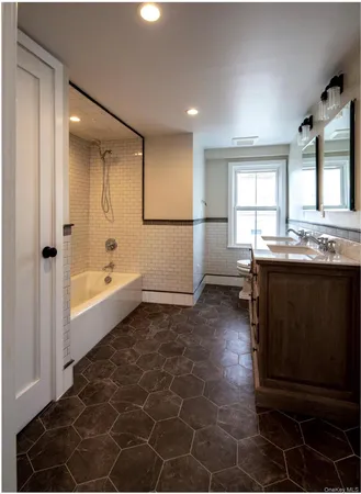 $4,000 | 3 Spring Street, Hastings-on-Hudson, NY 10706