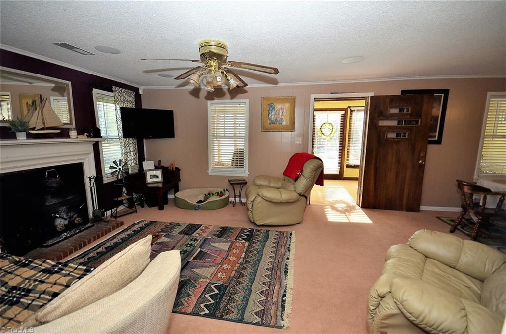 6556 Coltrane Mill Road Greensboro, NC 27406 - Photo 10 of 27 Gallery Image 10