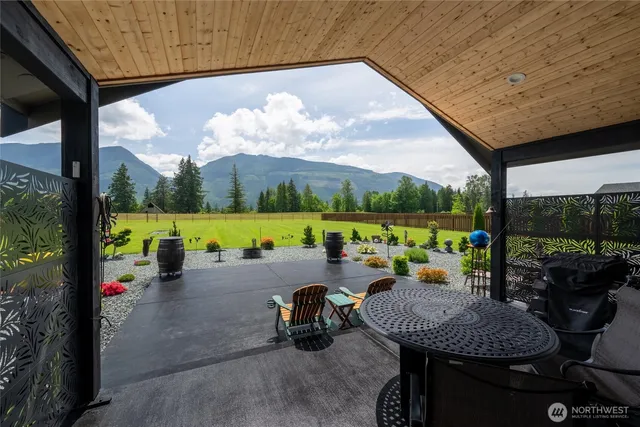 $1,125,000 | 7420 Windsong Lane, Sedro-Woolley, WA 98284