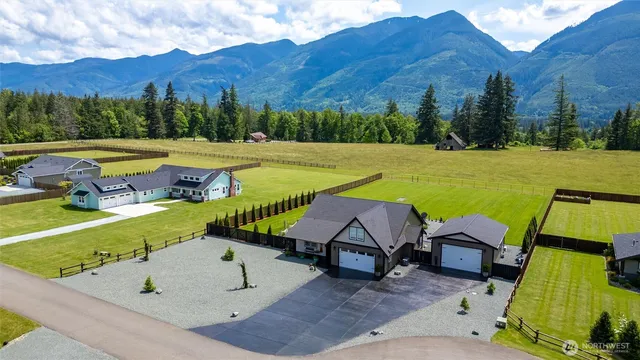 $1,125,000 | 7420 Windsong Lane, Sedro-Woolley, WA 98284
