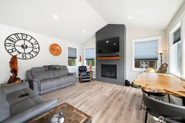 $1,125,000 | 7420 Windsong Lane, Sedro-Woolley, WA 98284