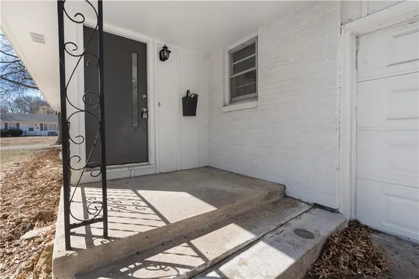 $200,000 | 8604 East 84 Terrace, Raytown, MO 64138