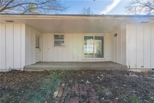 $200,000 | 8604 East 84 Terrace, Raytown, MO 64138