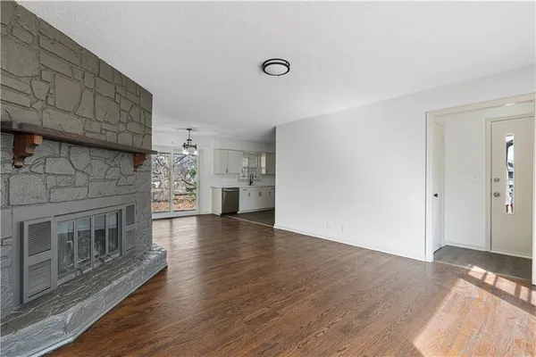 $200,000 | 8604 East 84 Terrace, Raytown, MO 64138