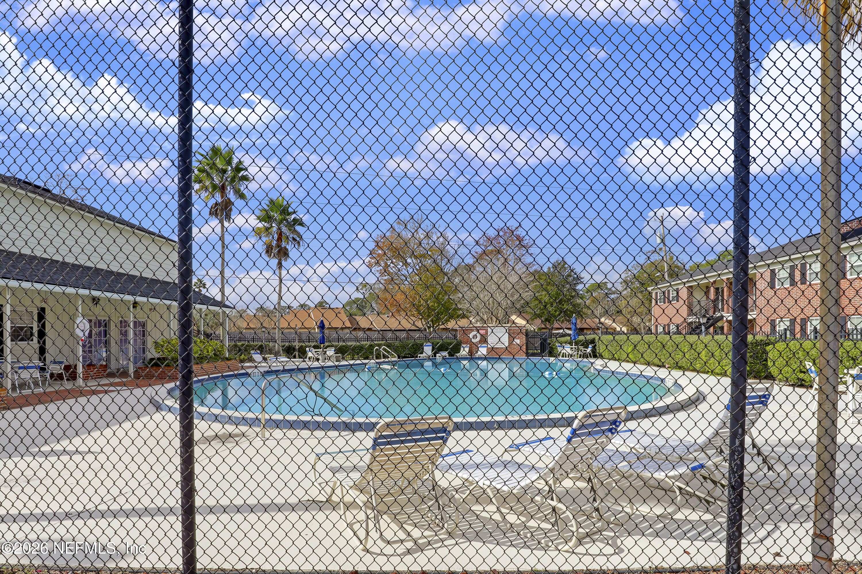 4915 Baymeadows Road, Unit 8H Jacksonville, FL 32217 - Photo 39 of 40 38 Community Pool