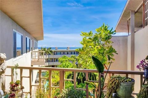 $2,498,000 | 31561 Table Rock Drive, Unit 418, Laguna Beach, CA 92651