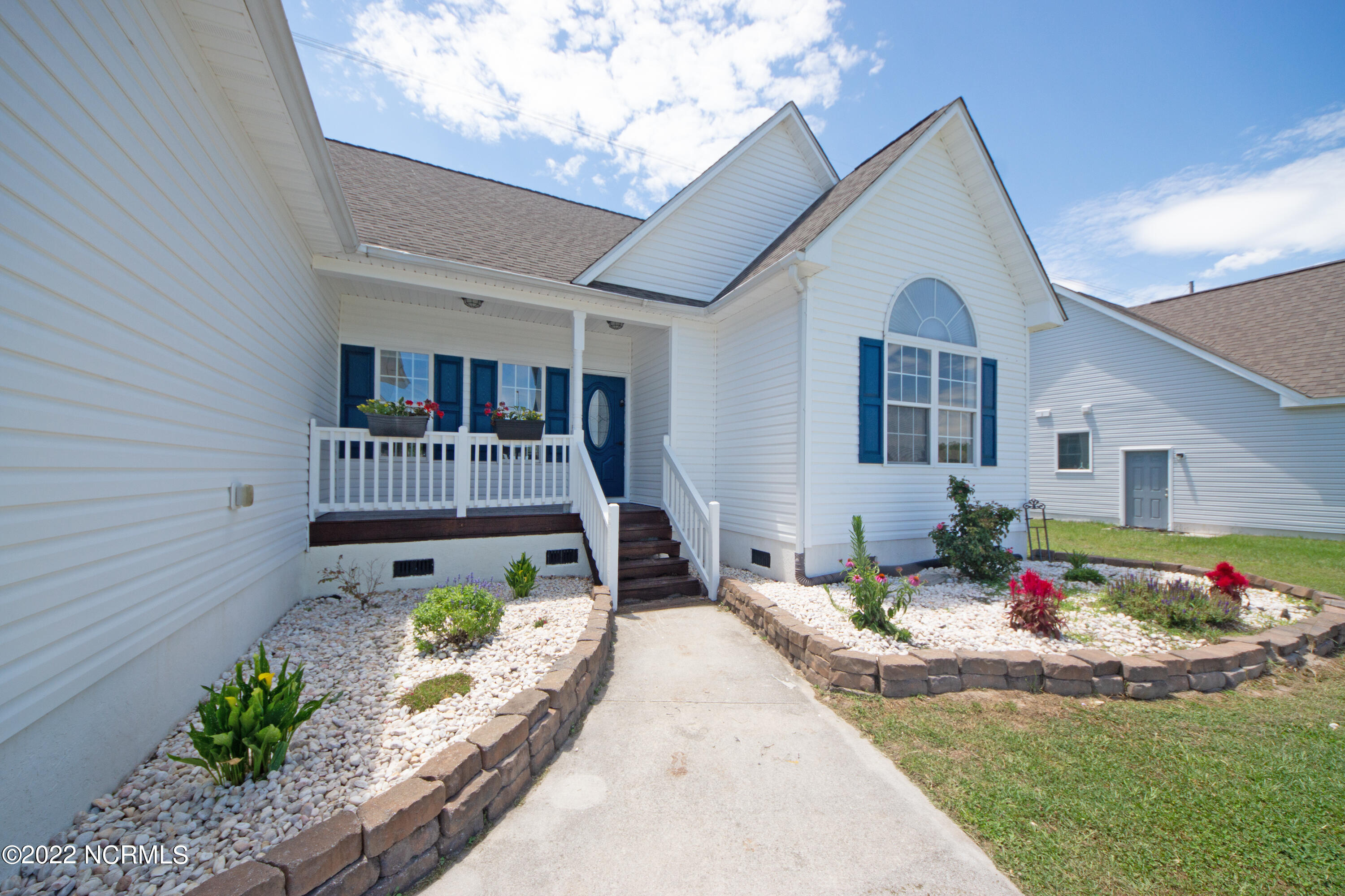 209 Echo Ridge Road Swansboro, NC 28584 - Photo 1 of 46 209 Echo Ridge