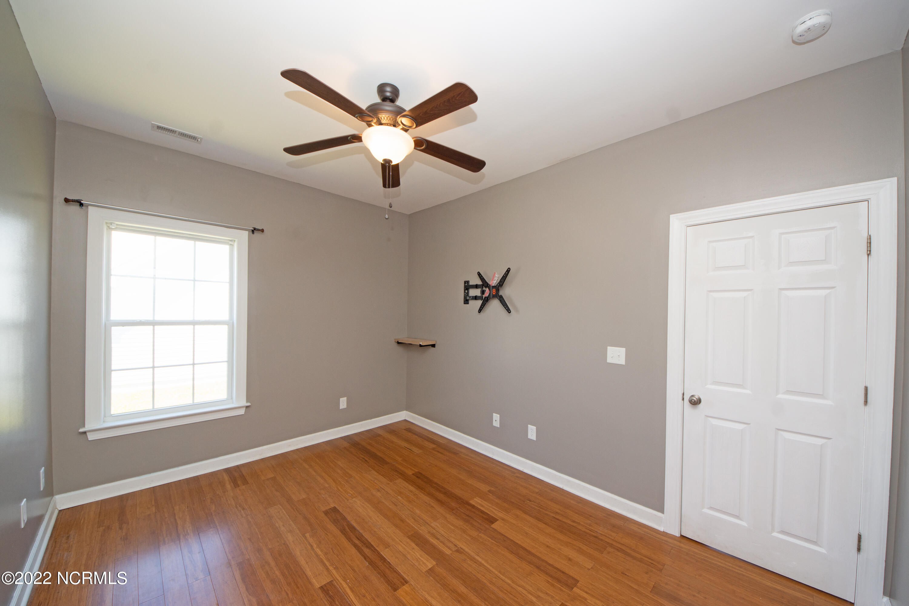 209 Echo Ridge Road Swansboro, NC 28584 - Photo 35 of 46 Bedroom 3