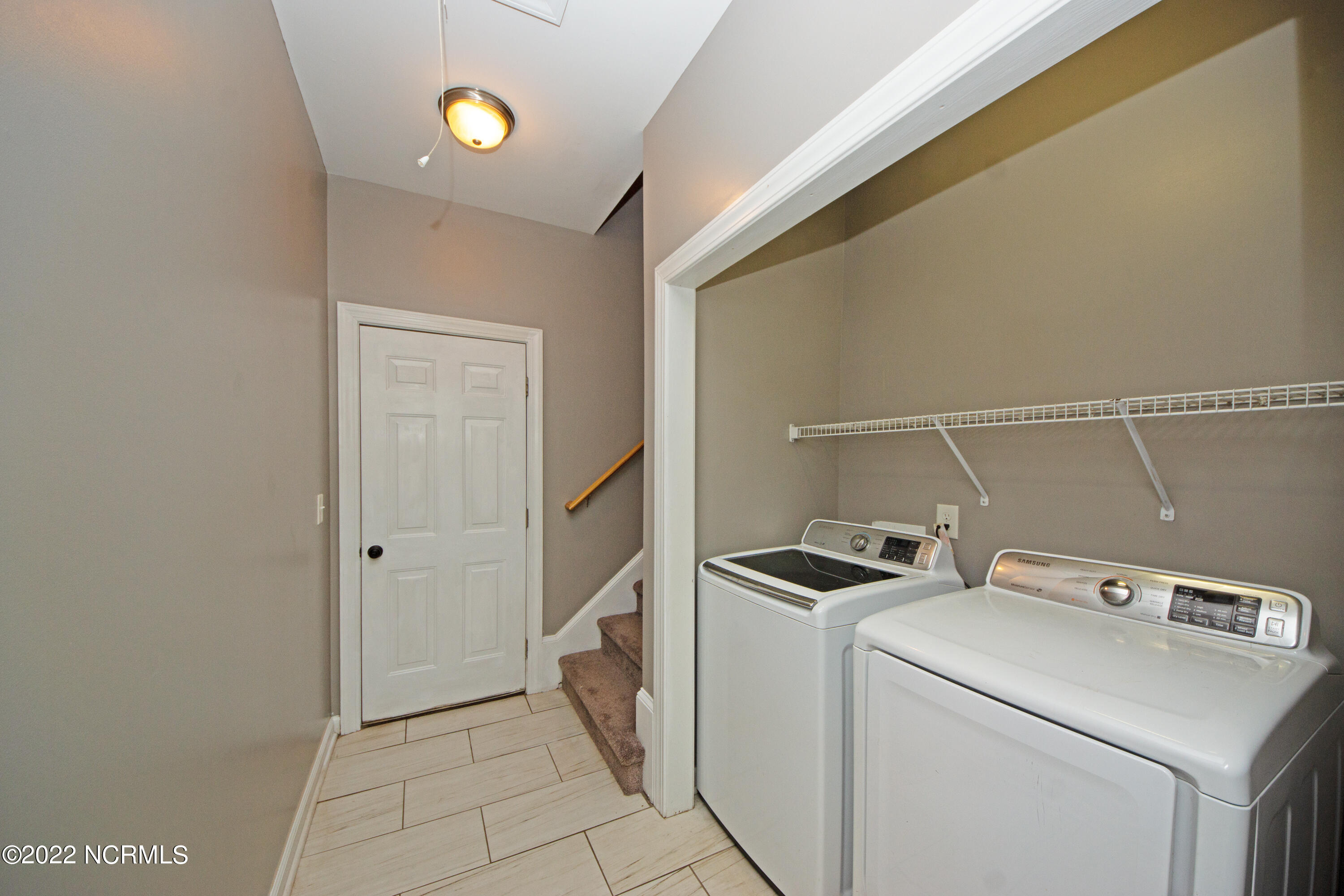209 Echo Ridge Road Swansboro, NC 28584 - Photo 36 of 46 Laundry Room